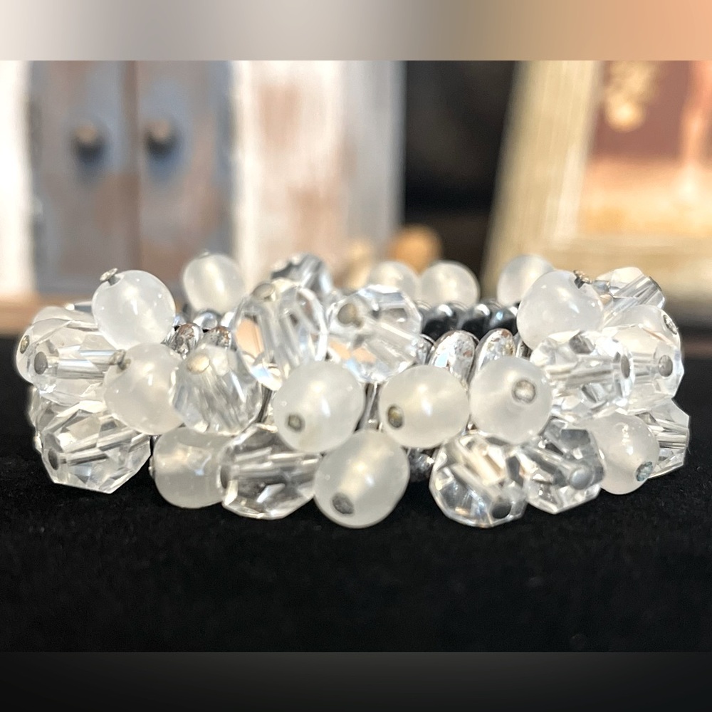 VINTAGE Dangling Crystal Beaded Bracelet Band